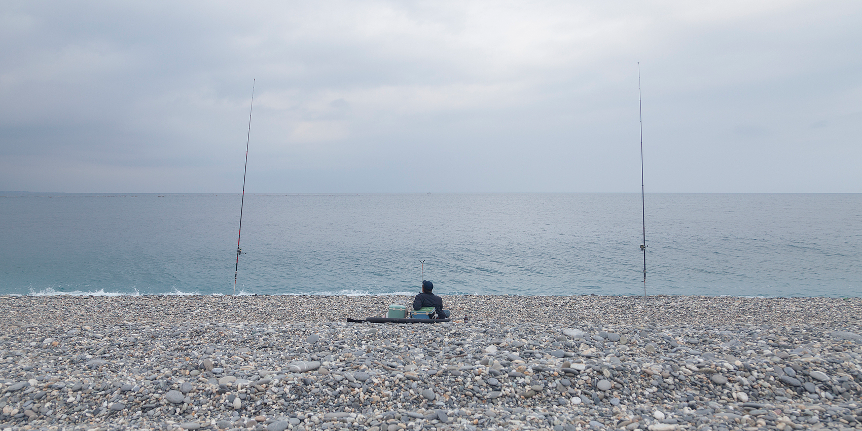 The heart, like a still pond, reflects all things without disturbance